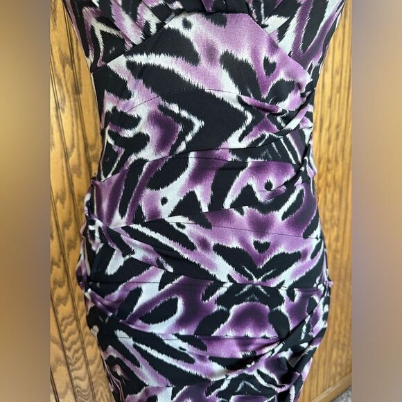 Bisou Bisou Women’s V-Neck Sleeveless Black /Purple Dress - Picture 3 of 8